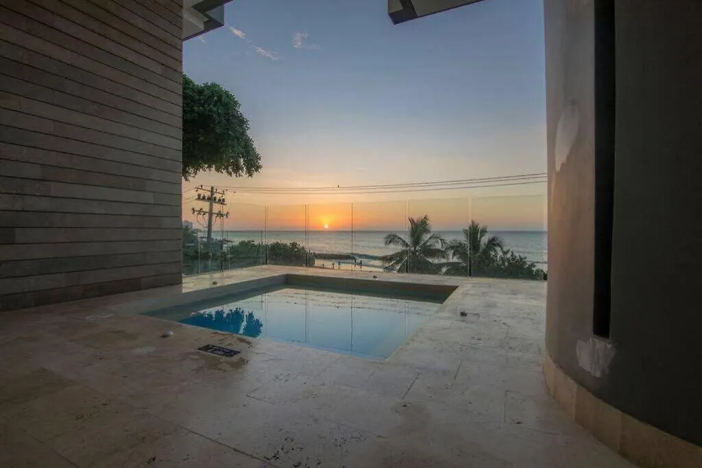 Guest Friendly 3 Bedroom Beachfront Cartagena 0*,  Kolumbie